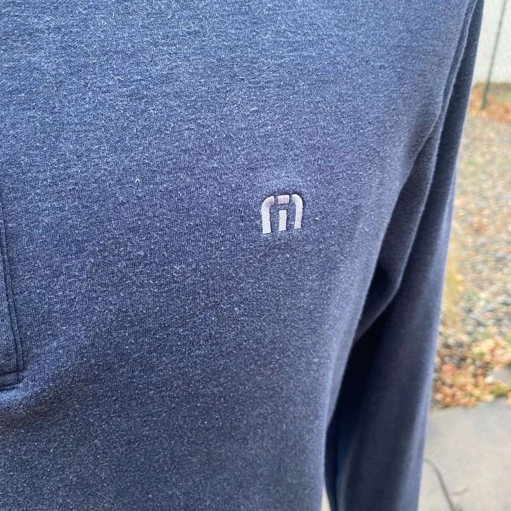 TravisMathew Men's Gray Quarter Zip Pullover - Golf / Casual SZ M